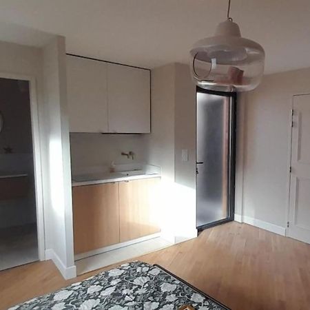 Apartamento Joli Studio Avec Stationnement Gratuit Dans La Rue Le Mans Exterior foto
